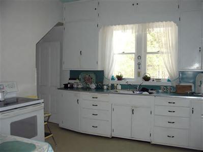 533 4th Street Manistee, MI 49660 - Photo 5 of 9 Additional Photo