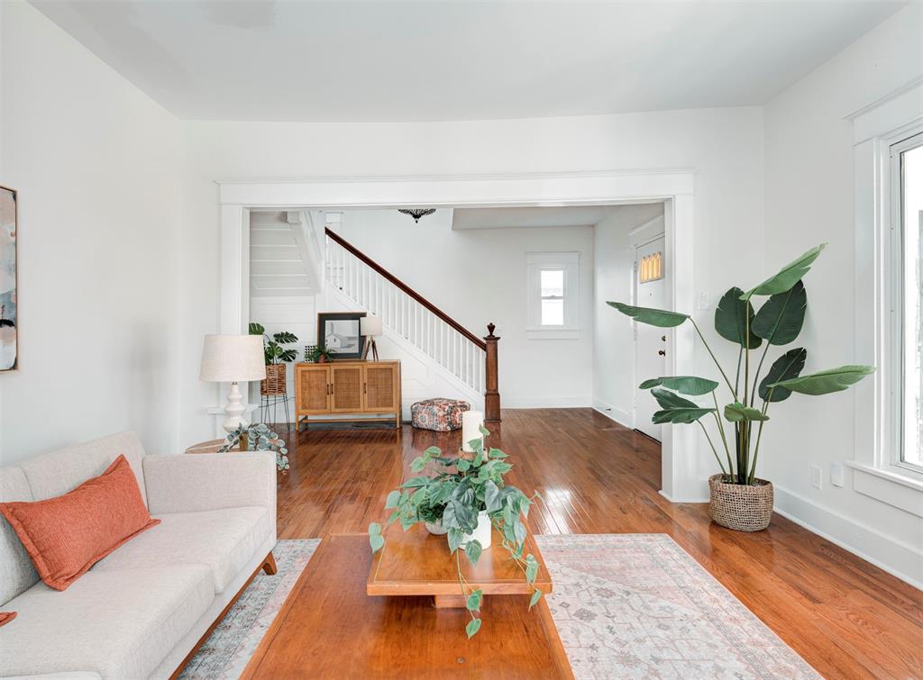 3851 Ruckle Street Indianapolis, IN 46205 - Photo 11 of 38 Gallery Image 11