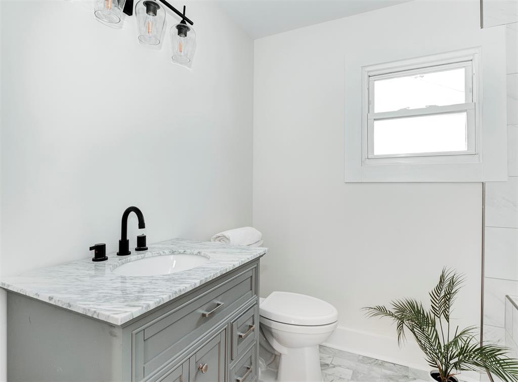 3851 Ruckle Street Indianapolis, IN 46205 - Photo 27 of 38 Gallery Image 27