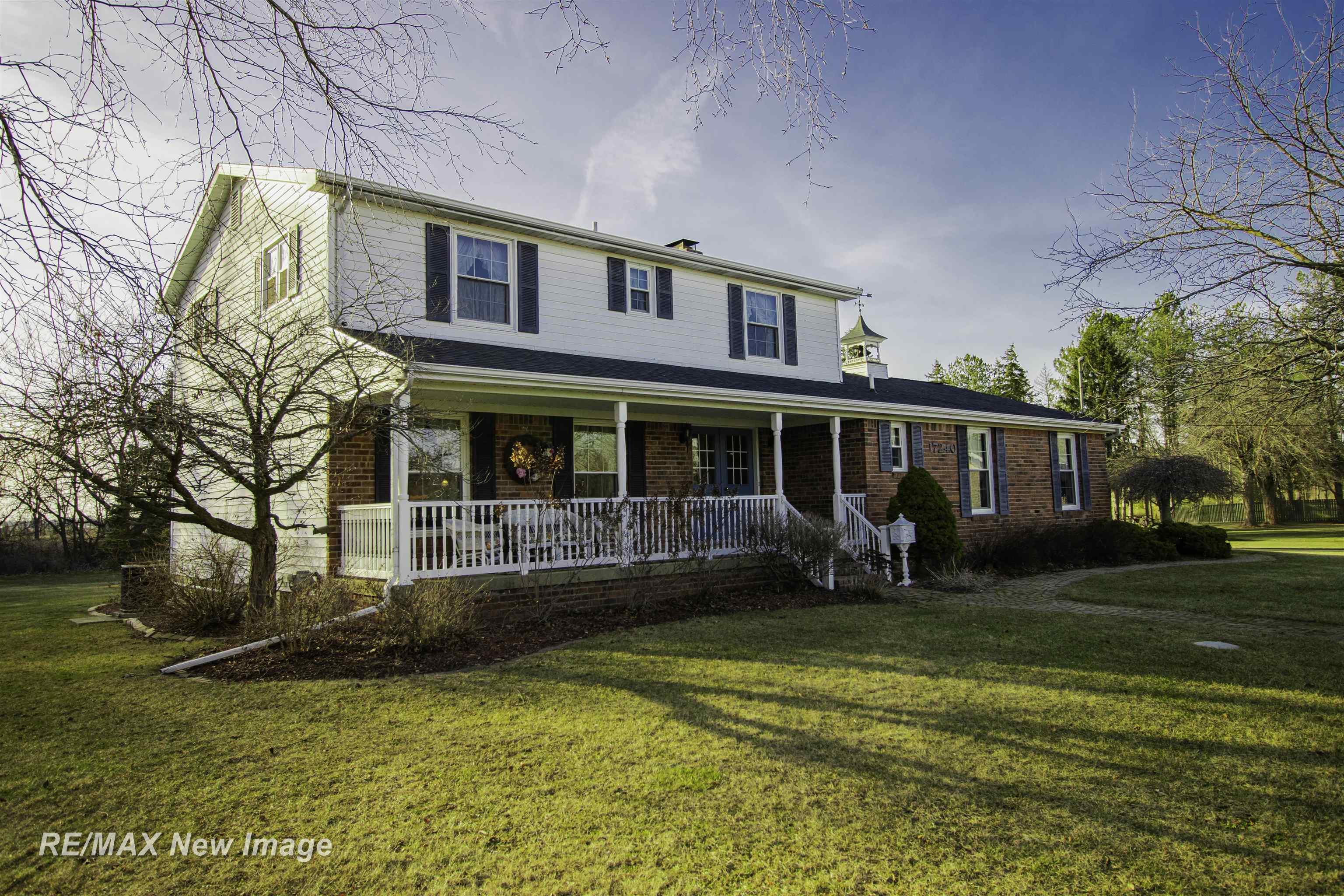17240 South Sharon Road Chesaning, MI 48616 - Photo 2 of 38 50169069-7ca136da-0be1-4147-af66-7ec8779f4b07.JPG