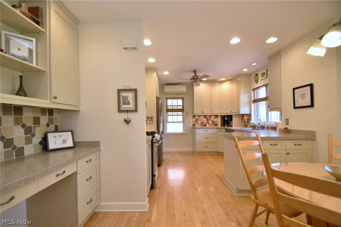 3711 Sutherland Road Shaker Heights, OH 44122 - Photo 15 of 50 Gallery Image 15