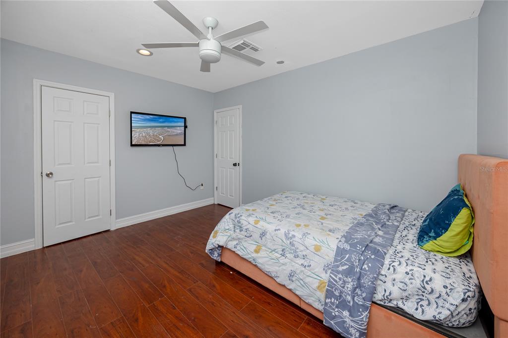 2372 18th Avenue Southwest Largo, FL 33774 - Photo 33 of 45