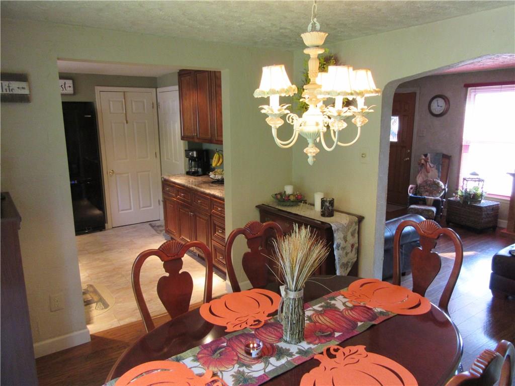 639 Highview Road Pittsburgh, PA 15234 - Photo 7 of 25
