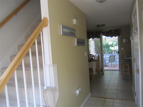 43 Stonegate Road Chelmsford, MA 01824 - Photo 4 of 24