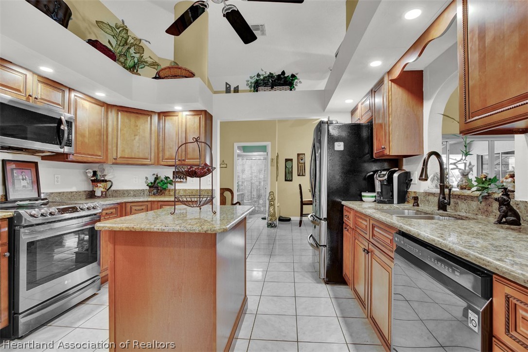 309 Ridge Court Sebring, FL 33876 - Photo 15 of 35 Gallery Image 15