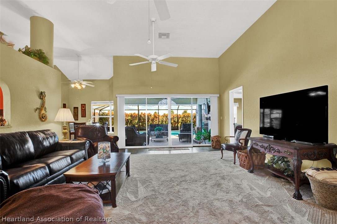309 Ridge Court Sebring, FL 33876 - Photo 6 of 35 Gallery Image 6