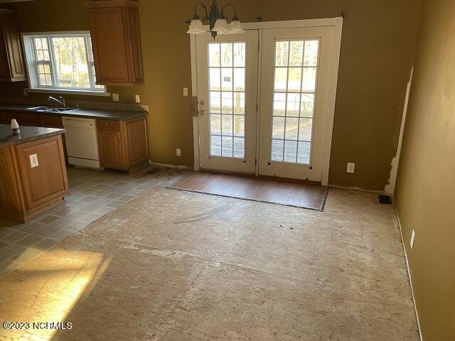 1568 Clay Bottom School Road Chocowinity, NC 27817 - Photo 3 of 12 Dining
