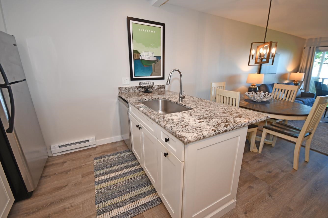 9 Ridge Top Maple City, MI 49664 - Photo 15 of 39