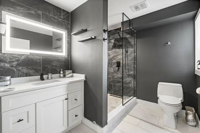 $2,750 | 2716 Palisade Avenue, Unit 101, Weehawken, NJ 07086