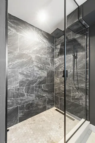 $2,750 | 2716 Palisade Avenue, Unit 101, Weehawken, NJ 07086