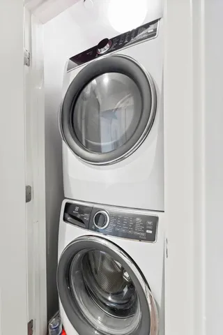 $2,750 | 2716 Palisade Avenue, Unit 101, Weehawken, NJ 07086