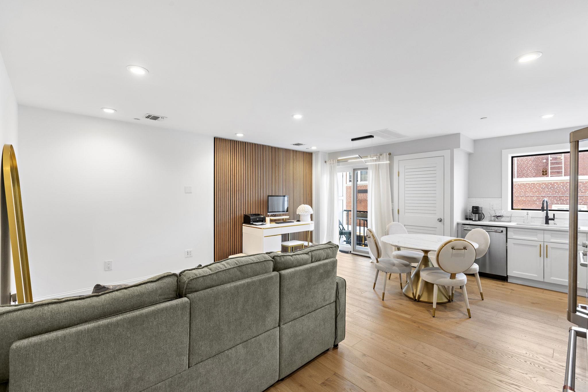 2716 Palisade Avenue, Unit 101 Weehawken, NJ 07086 - Photo 3 of 20