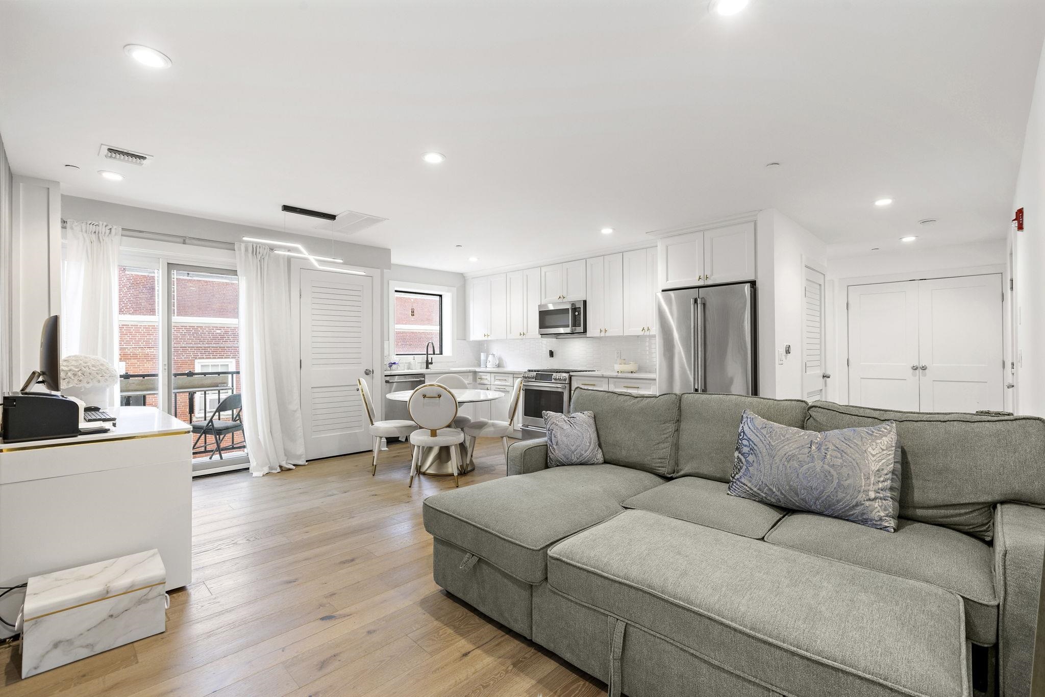 2716 Palisade Avenue, Unit 101 Weehawken, NJ 07086 - Photo 4 of 20