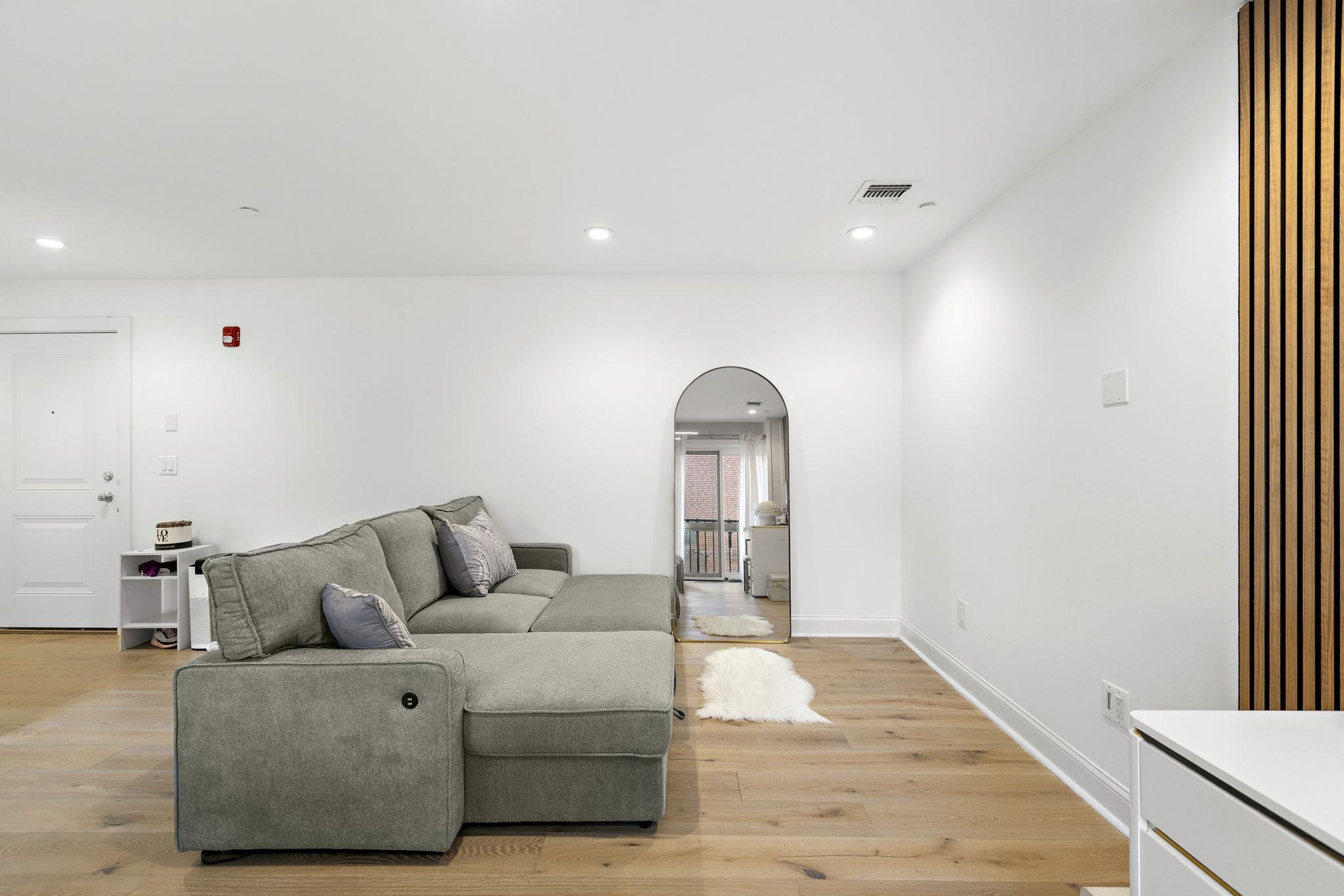 2716 Palisade Avenue, Unit 101 Weehawken, NJ 07086 - Photo 7 of 20