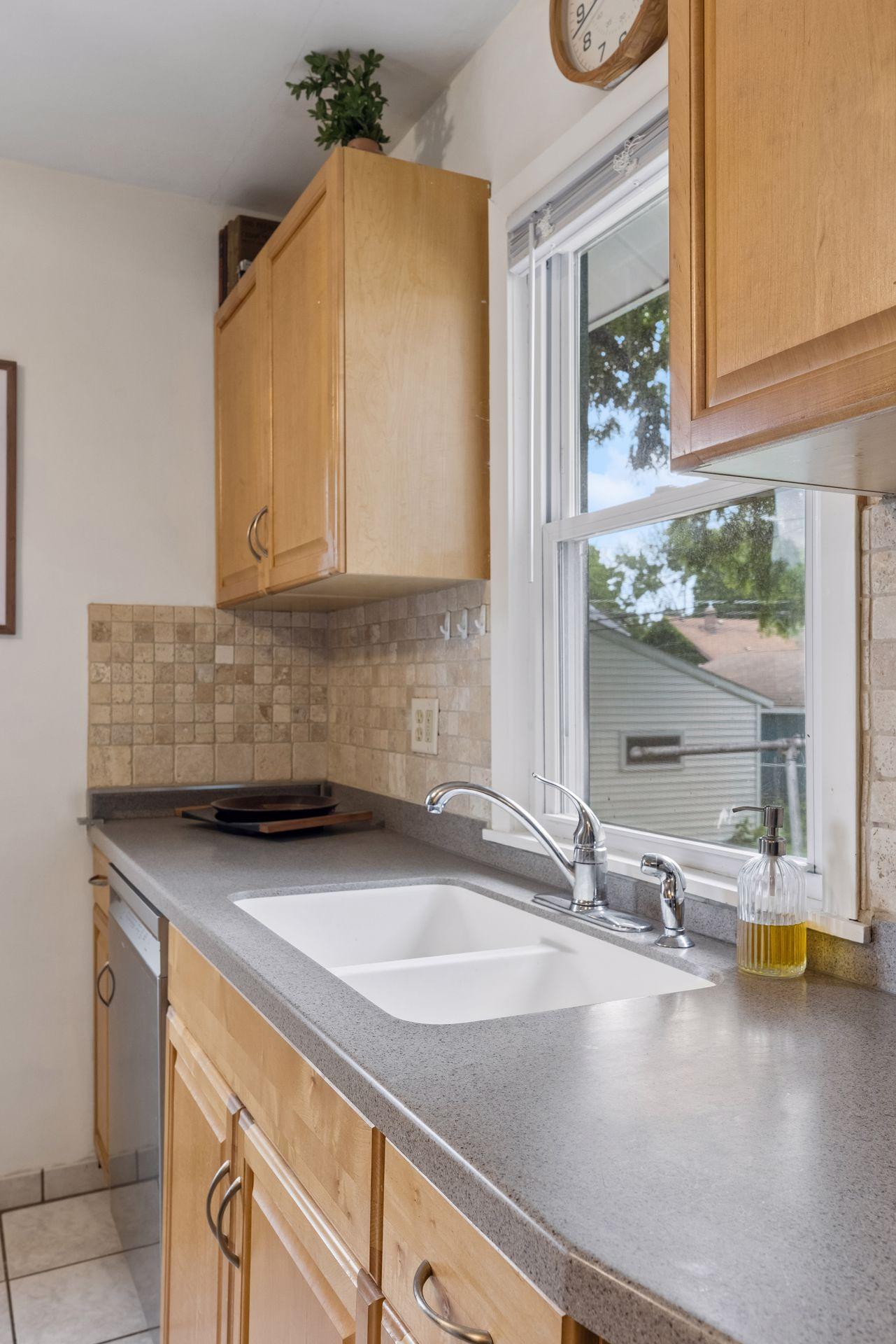 1459 Pascal Street St. Paul, MN 55108 - Photo 21 of 73