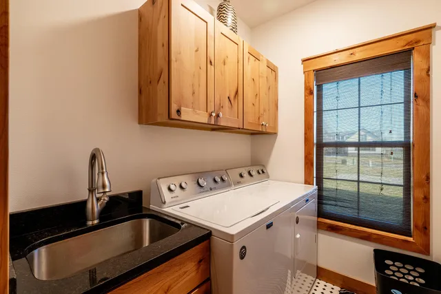 $975,000 | 2 Wishbone Way, Sheridan, WY 82801