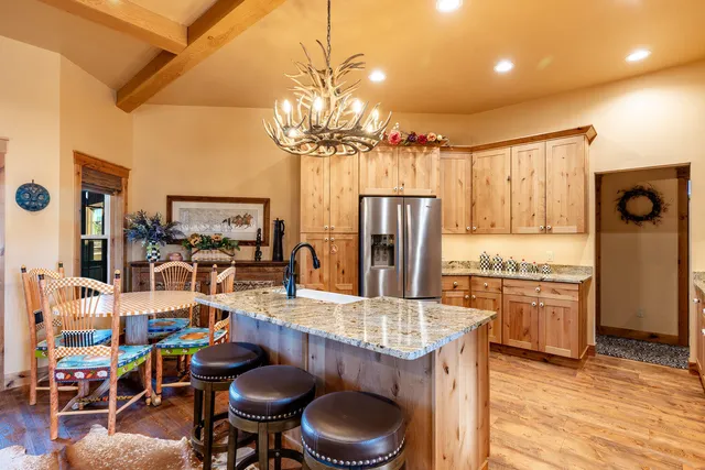 $975,000 | 2 Wishbone Way, Sheridan, WY 82801