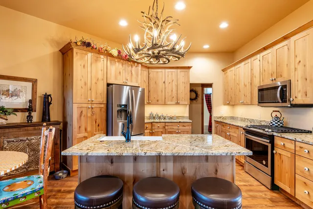 $975,000 | 2 Wishbone Way, Sheridan, WY 82801