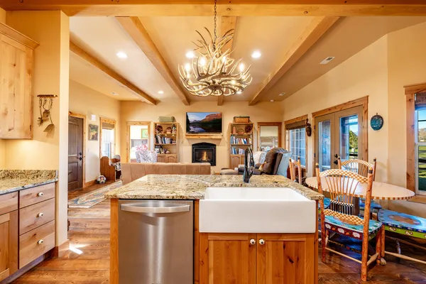 $975,000 | 2 Wishbone Way, Sheridan, WY 82801