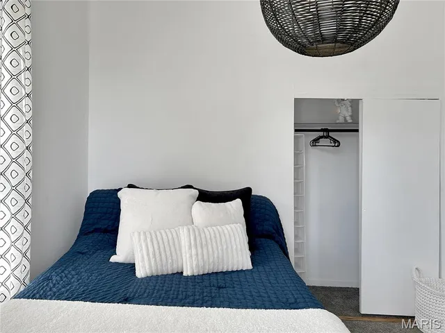 $385,000 | 7227 Pennsylvania Avenue, St. Louis, MO 63111