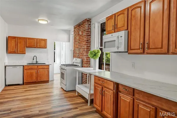 $350,000 | 7227 Pennsylvania Avenue, St. Louis, MO 63111