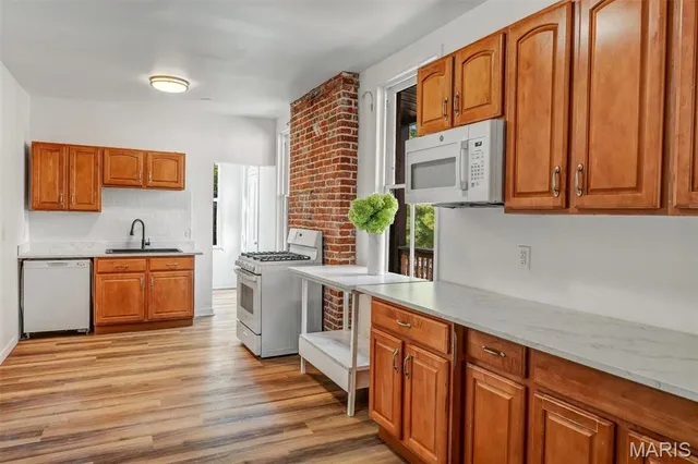 $385,000 | 7227 Pennsylvania Avenue, St. Louis, MO 63111