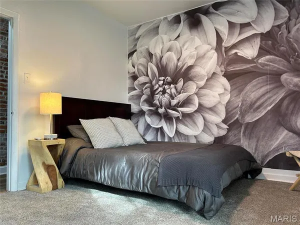 $350,000 | 7227 Pennsylvania Avenue, St. Louis, MO 63111