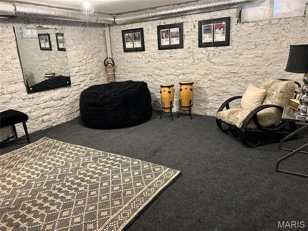 $350,000 | 7227 Pennsylvania Avenue, St. Louis, MO 63111