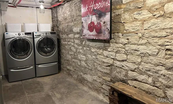 $350,000 | 7227 Pennsylvania Avenue, St. Louis, MO 63111