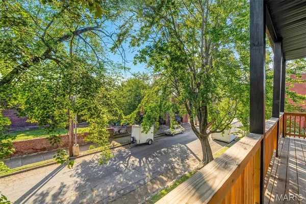 $350,000 | 7227 Pennsylvania Avenue, St. Louis, MO 63111