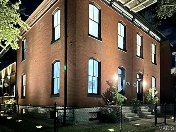 $350,000 | 7227 Pennsylvania Avenue, St. Louis, MO 63111