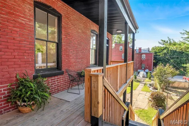 $385,000 | 7227 Pennsylvania Avenue, St. Louis, MO 63111