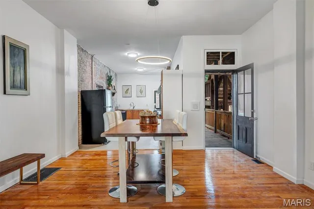 $385,000 | 7227 Pennsylvania Avenue, St. Louis, MO 63111