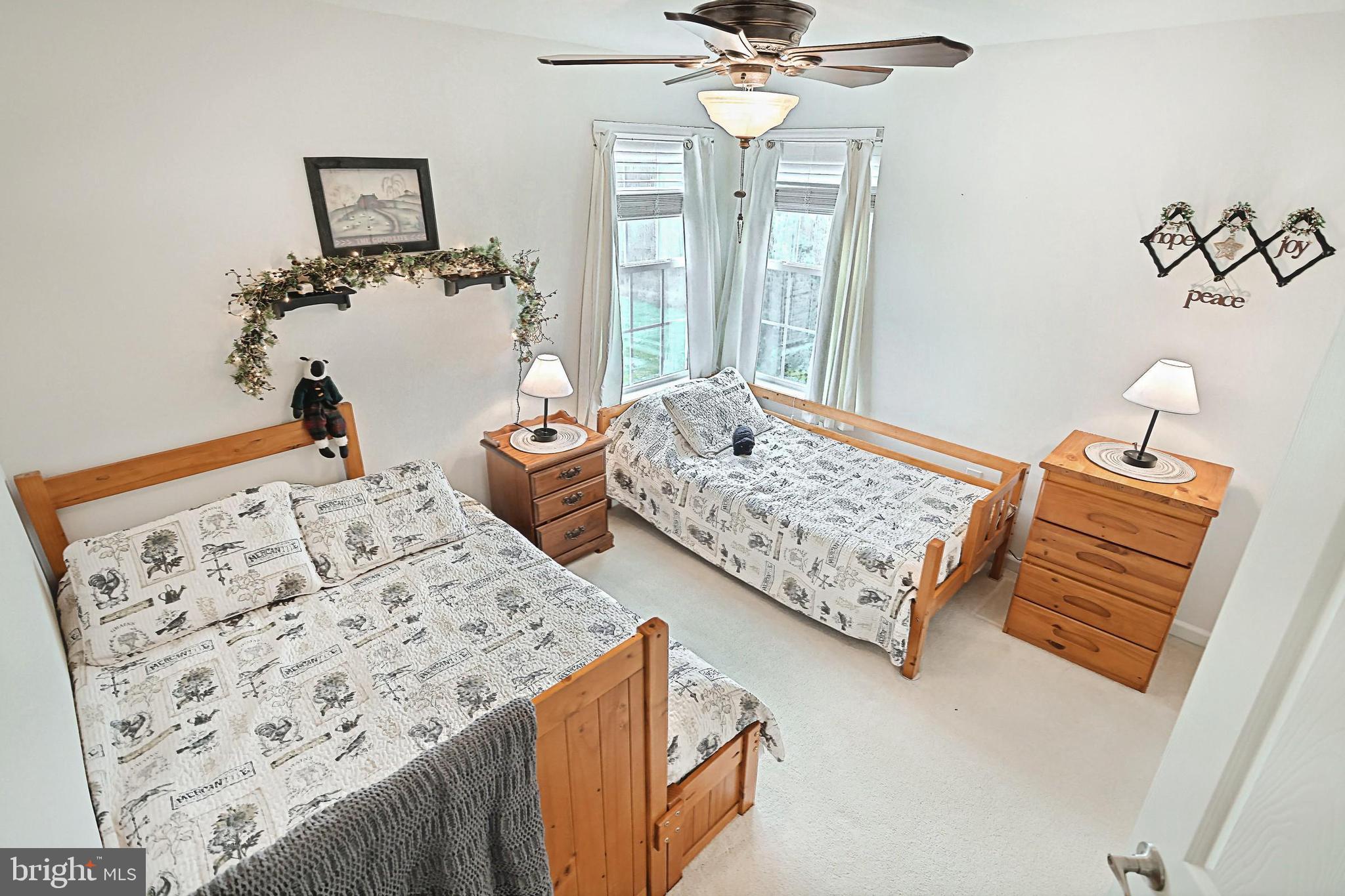 2518 Codorus Lane Spring Grove, PA 17362 - Photo 25 of 44 Bedroom 2