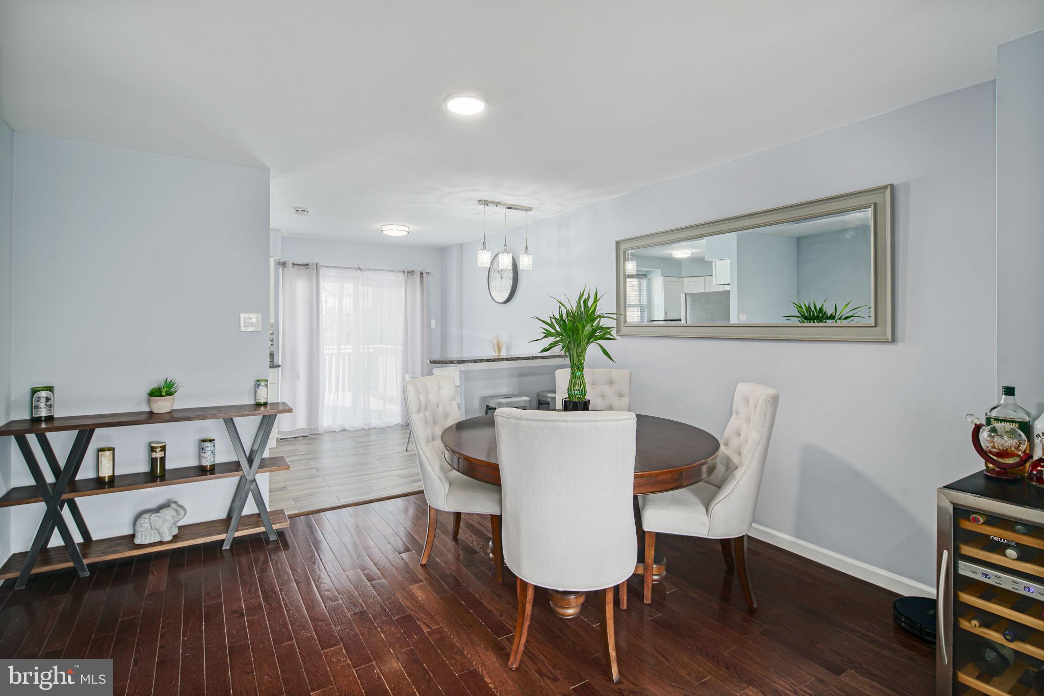 10718 Philcrest Road Philadelphia, PA 19154 - Photo 5 of 24 Gallery Image 5
