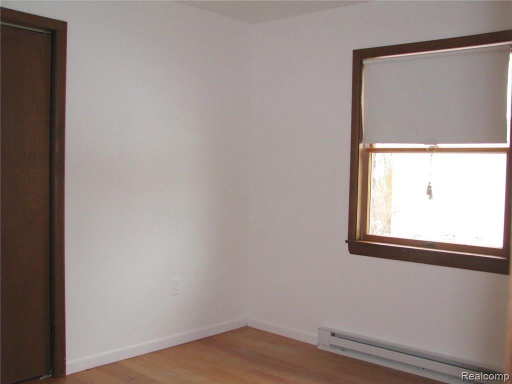 59100 Eight Mile Road South Lyon, MI 48178 - Photo 16 of 23 BEDROOM