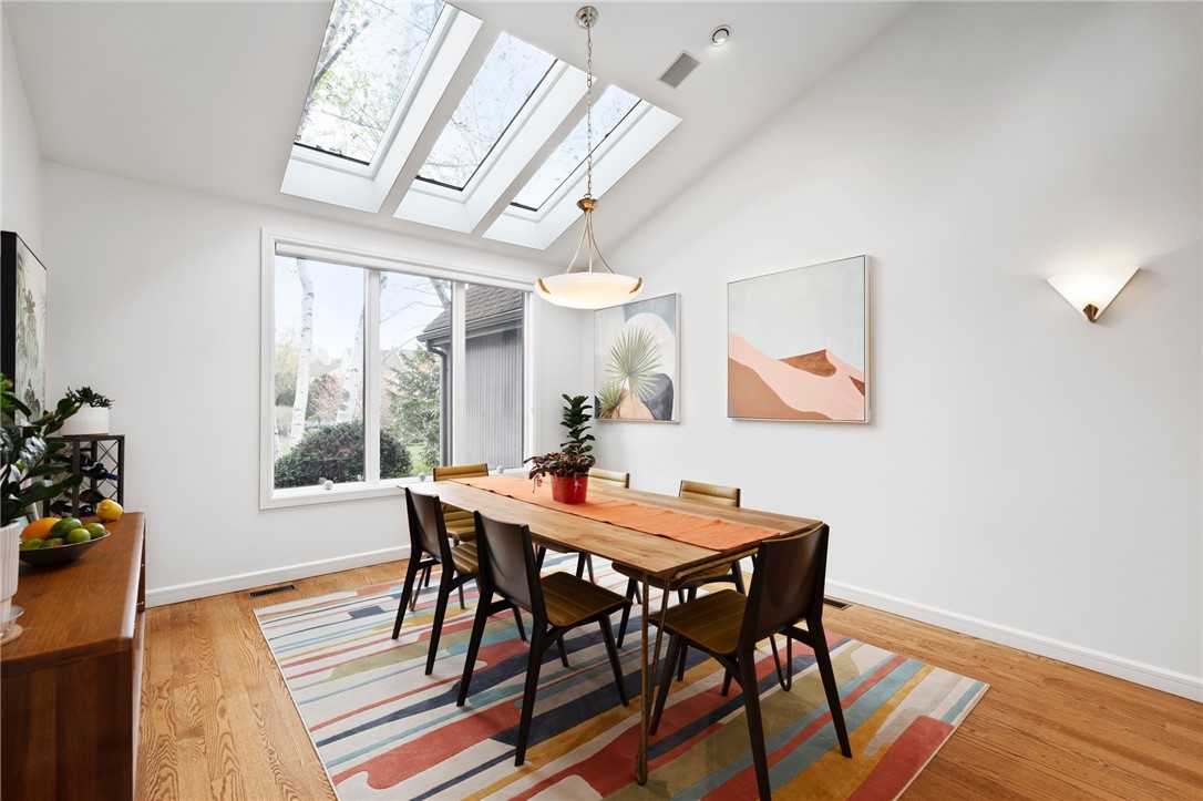 110 Shadow Brook Drive Warwick, RI 02886 - Photo 11 of 40