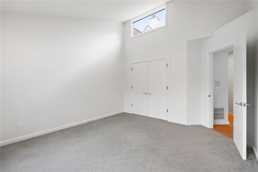 110 Shadow Brook Drive Warwick, RI 02886 - Photo 23 of 40