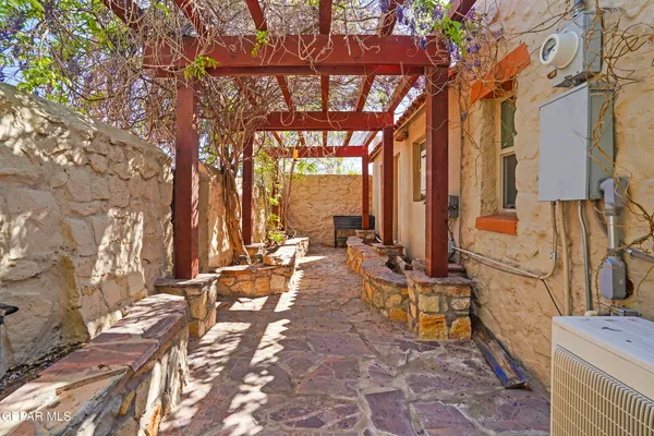 $839,900 | 1030 Blanchard Avenue, El Paso, TX 79902