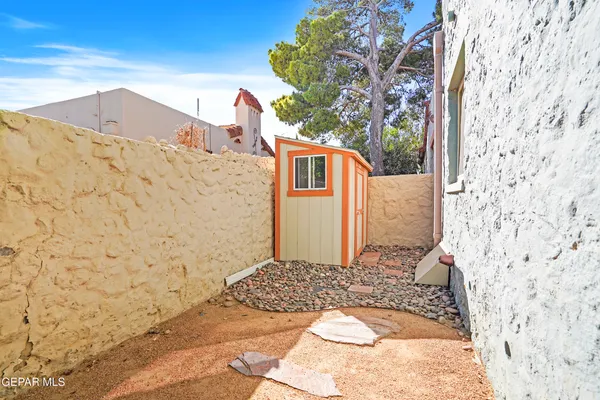 $839,900 | 1030 Blanchard Avenue, El Paso, TX 79902