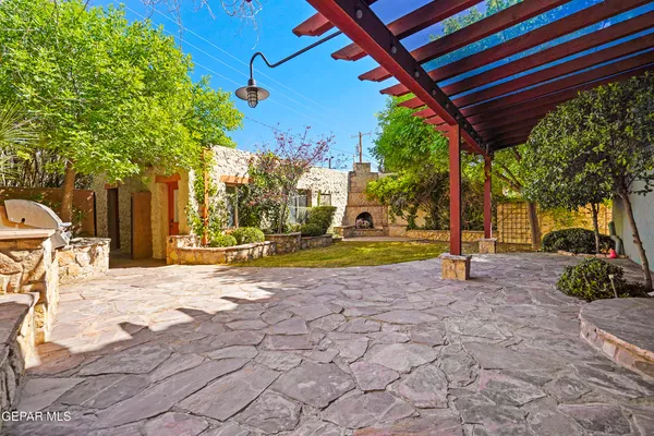 $839,900 | 1030 Blanchard Avenue, El Paso, TX 79902