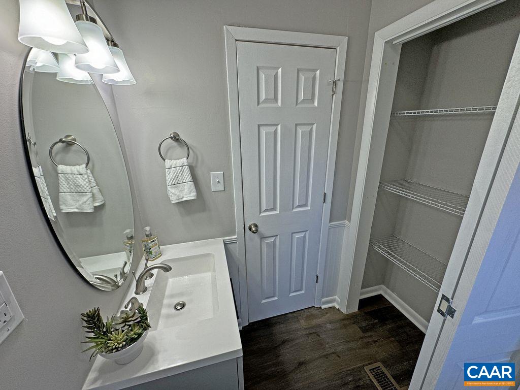 4789 Ruritan Lake Road Palmyra, VA 22963 - Photo 16 of 41 Gallery Image 16