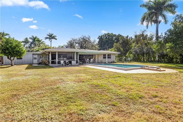 $750,000 | 3540 Avocado Drive, Fort Myers, FL 33901