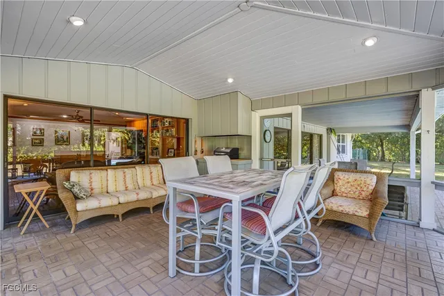 $750,000 | 3540 Avocado Drive, Fort Myers, FL 33901