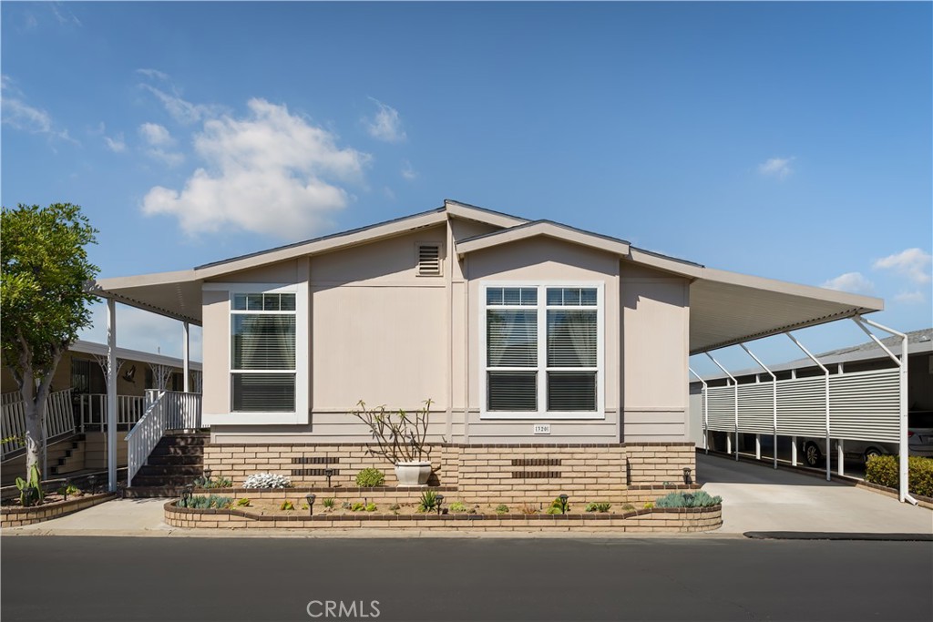 24001 Muirlands Blvd Lk Unit 320  