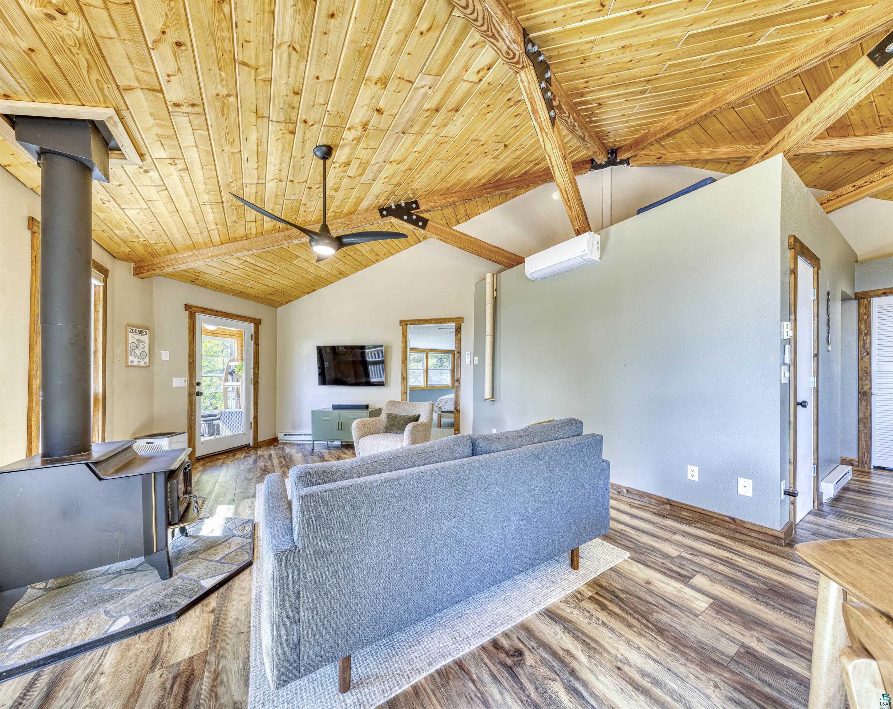 4155 Liberty Road Two Harbors, MN 55616 - Photo 16 of 72