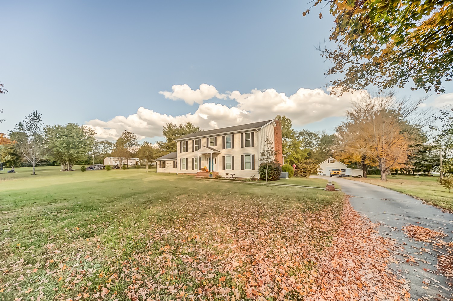 1041 Robertson Road Gallatin, TN 37066 - Photo 1 of 49 Gallery Image 1