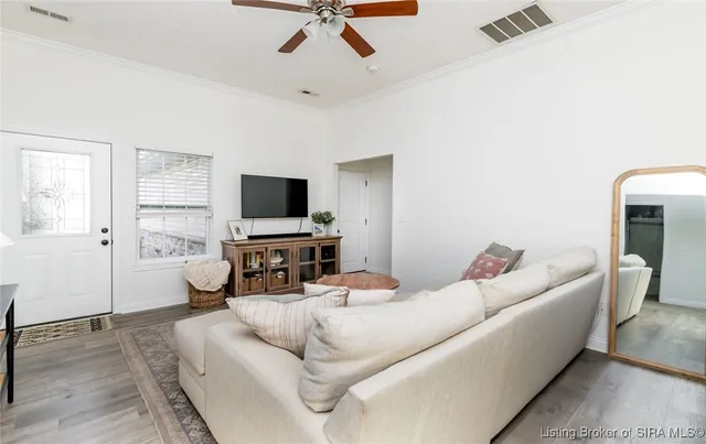 $249,900 | 3828 Homestead Drive, New Albany, IN 47150