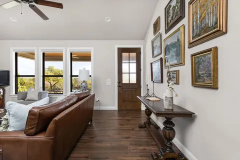 $699,900 | 18105 Austin Boulevard, Lago Vista, TX 78645