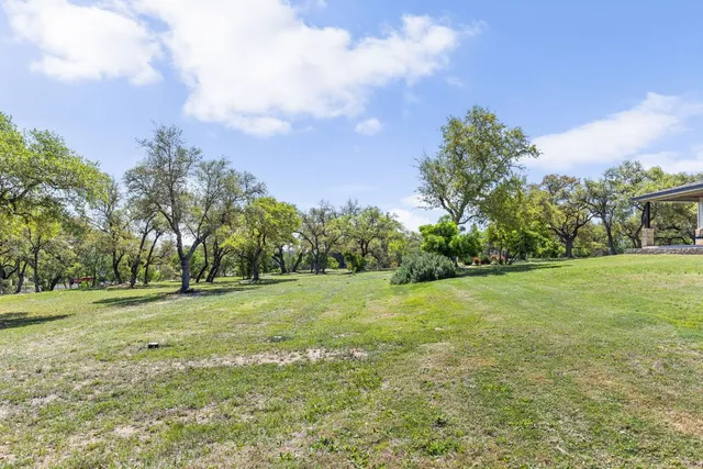 $699,900 | 18105 Austin Boulevard, Lago Vista, TX 78645